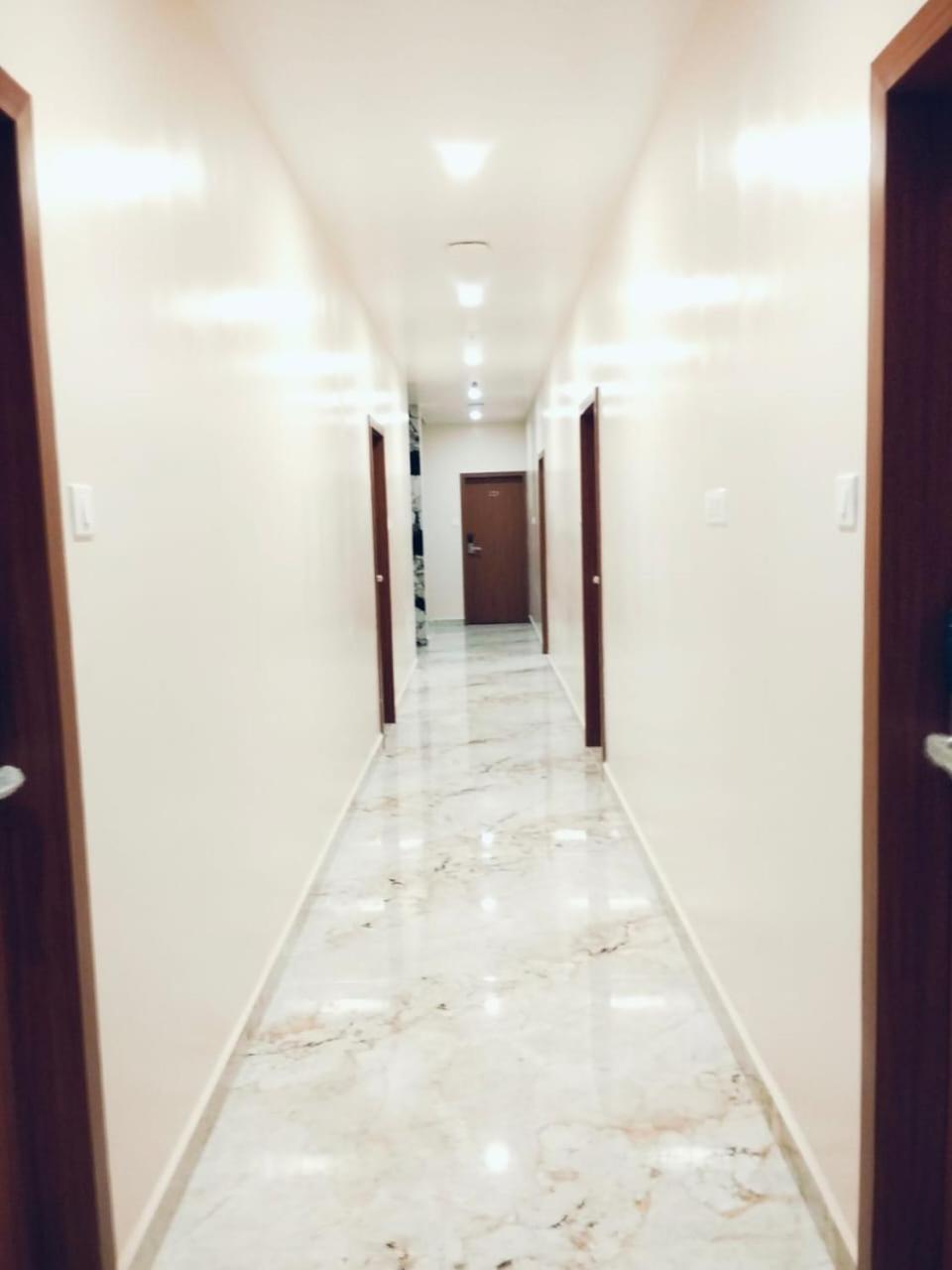Uj Pallazzio - Business Class Luxury Hotel Tiruvannāmalai 외부 사진