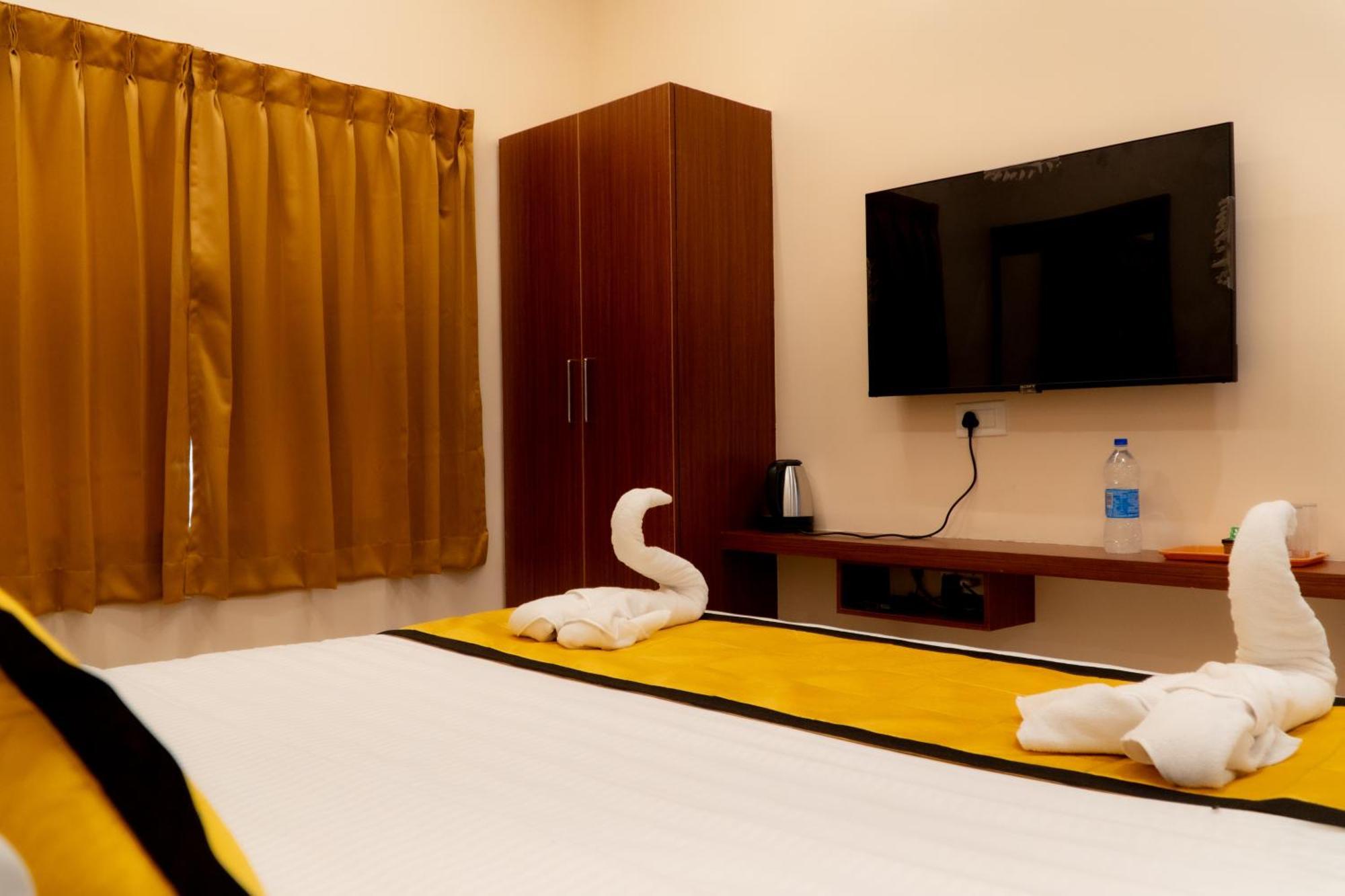 Uj Pallazzio - Business Class Luxury Hotel Tiruvannāmalai 외부 사진