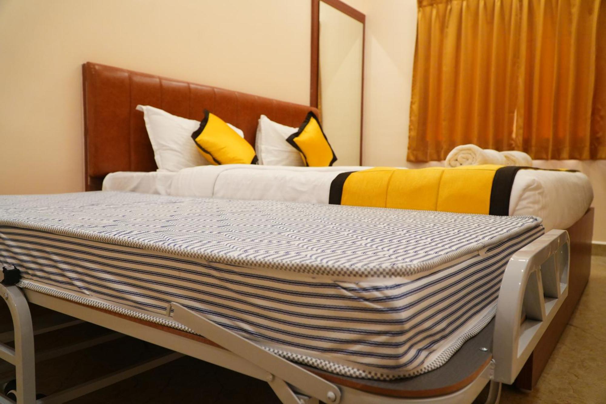 Uj Pallazzio - Business Class Luxury Hotel Tiruvannāmalai 외부 사진