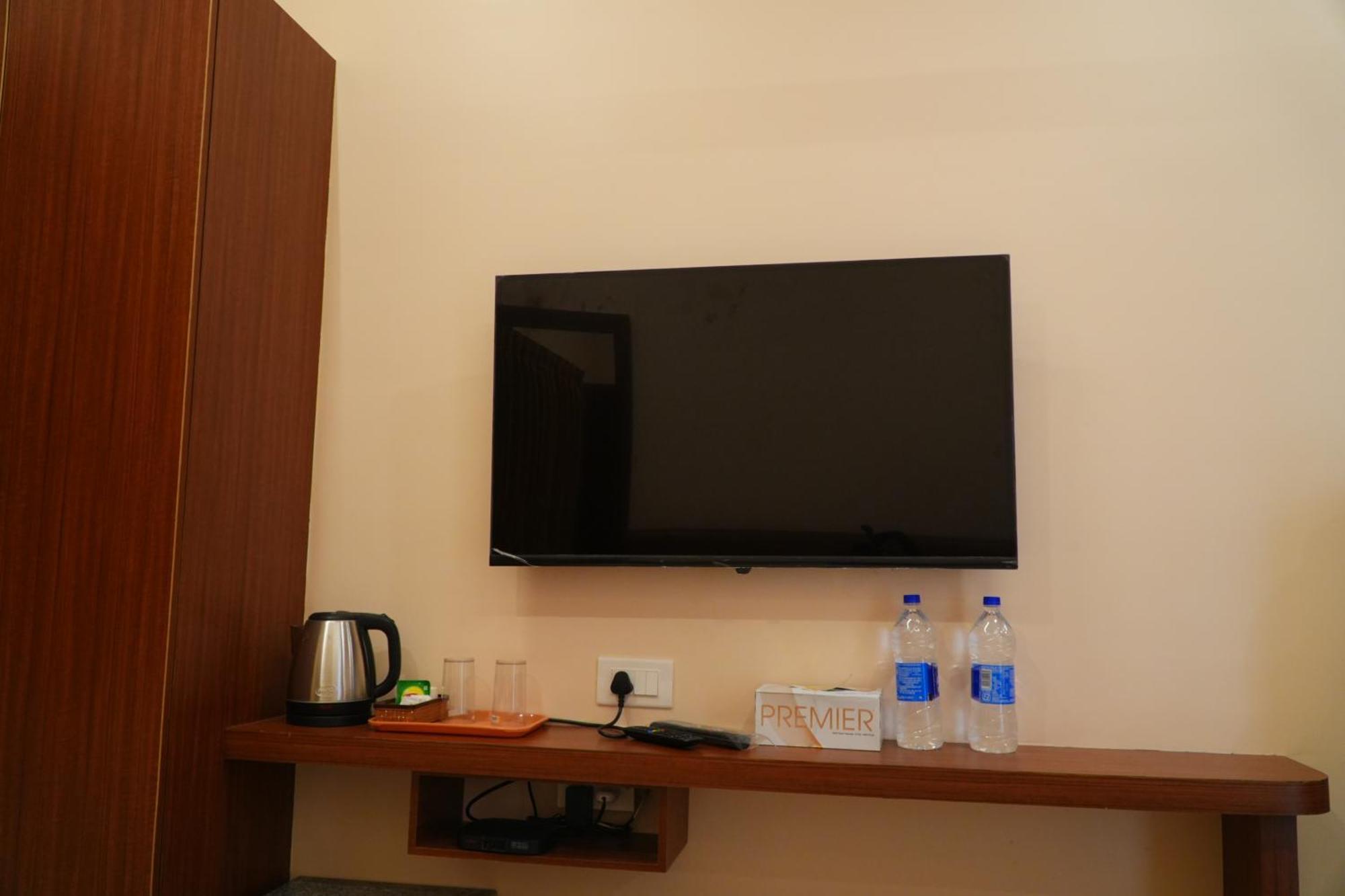 Uj Pallazzio - Business Class Luxury Hotel Tiruvannāmalai 외부 사진