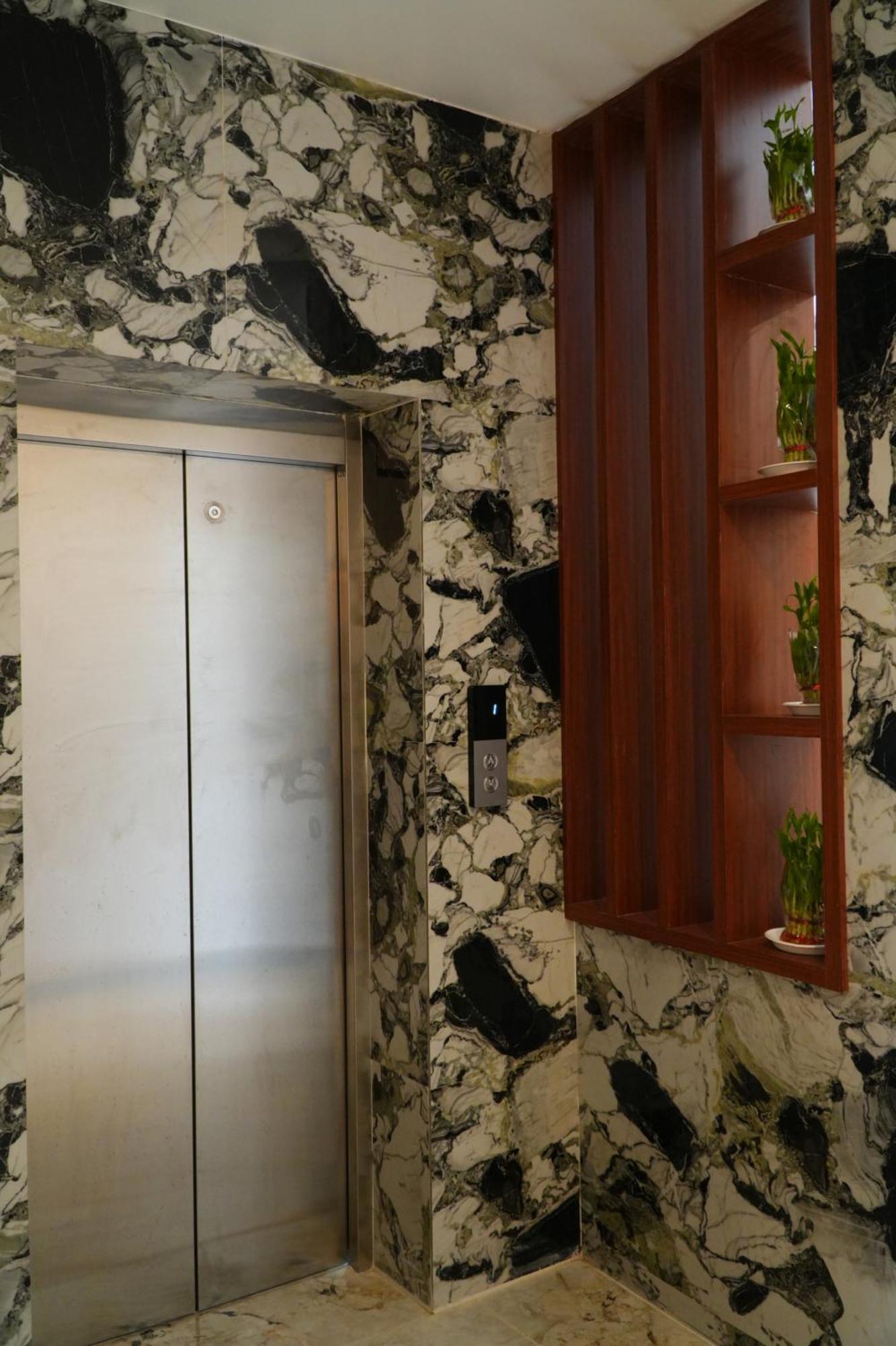 Uj Pallazzio - Business Class Luxury Hotel Tiruvannāmalai 외부 사진