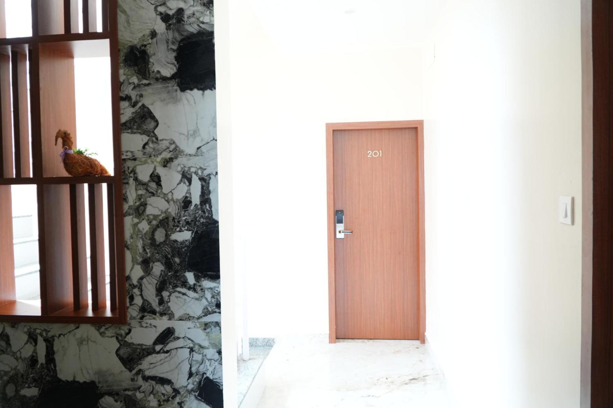 Uj Pallazzio - Business Class Luxury Hotel Tiruvannāmalai 외부 사진